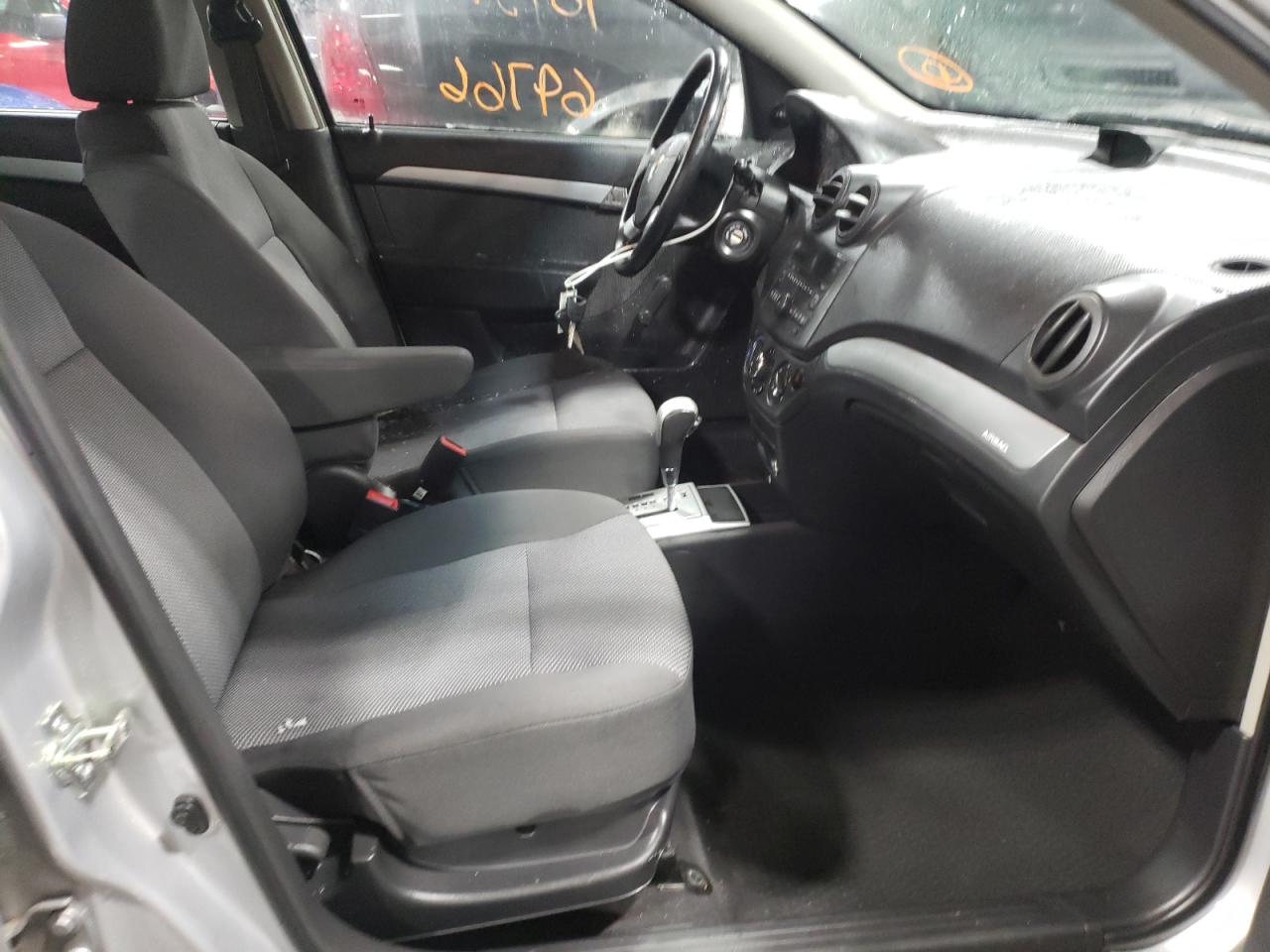Photo 5 from auction – 2010 CHEVROLET AVEO LS with VIN KL1TD5DE8AB104334