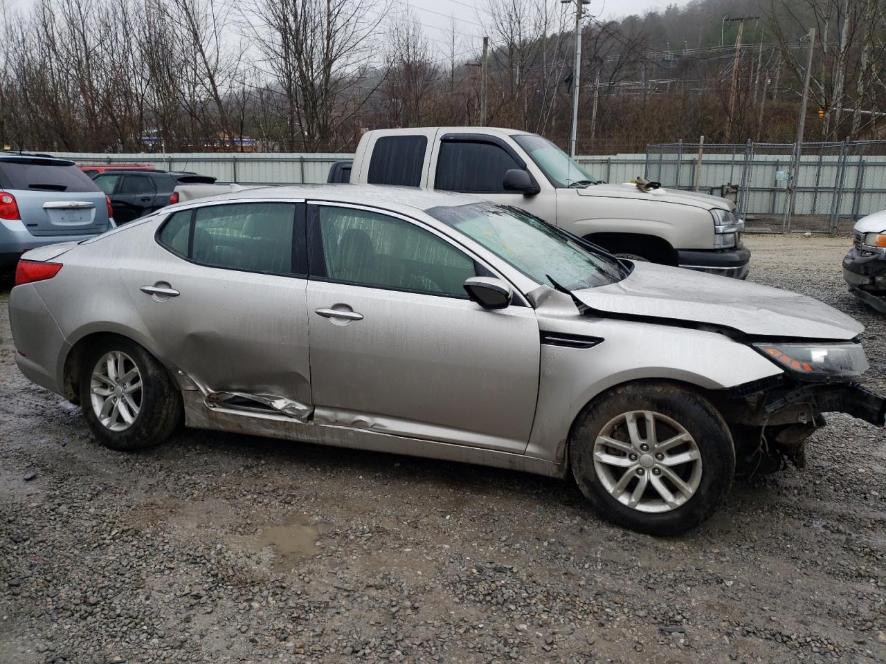 Photo 9 from auction – 2013 KIA OPTIMA with VIN KNAGM4A72D5397464