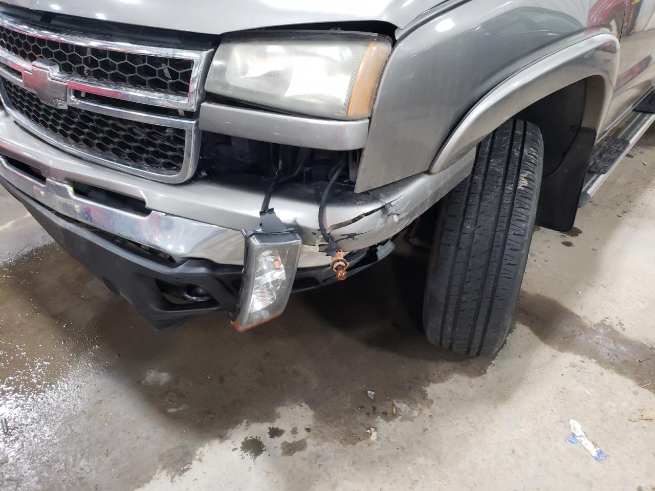 Photo 9 from auction – 2006 CHEVROLET SILVERADO with VIN 2GCEK13V461235799