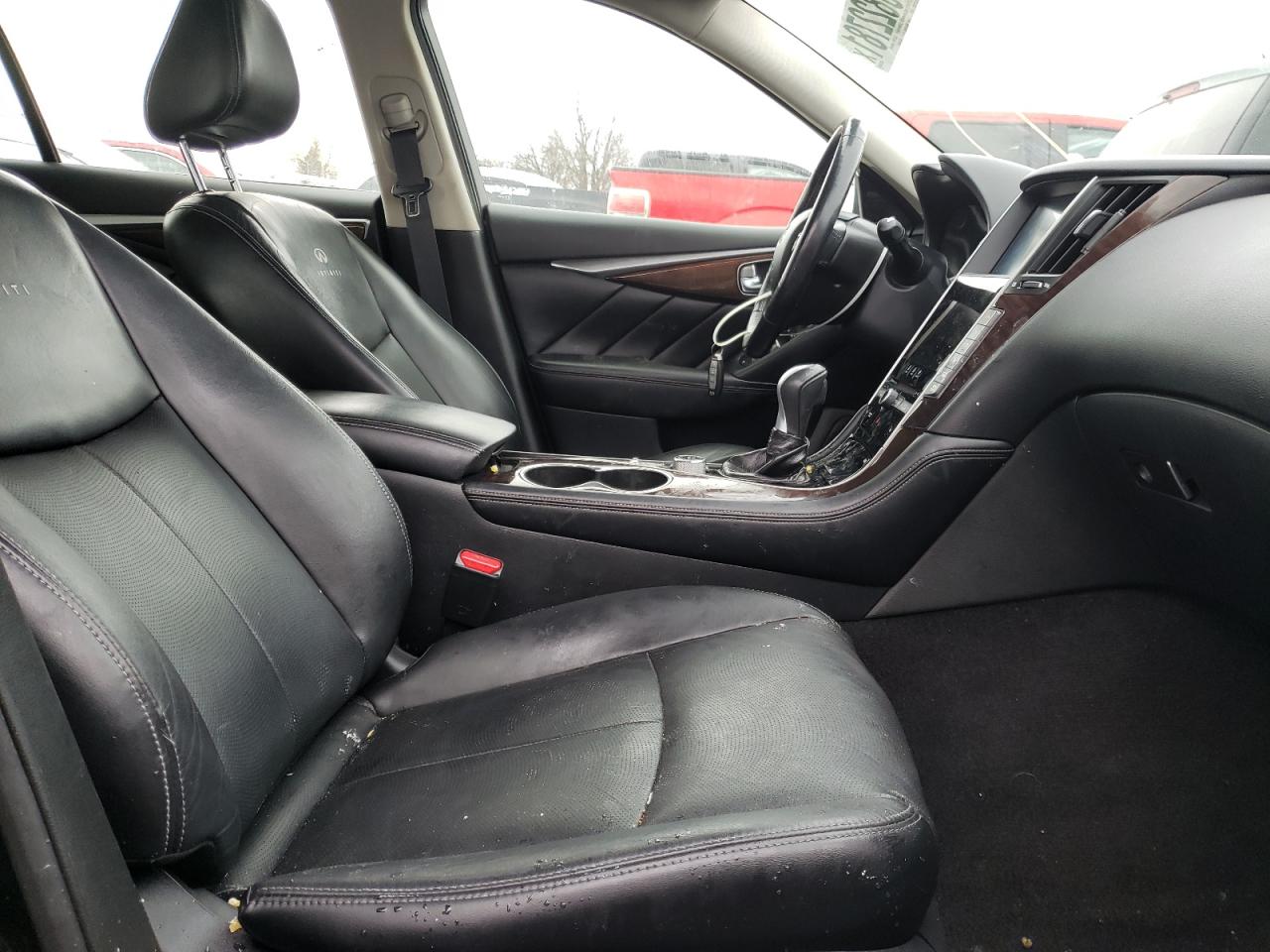 Photo 5 from auction – 2014 INFINITI Q50 BASE with VIN JN1BV7AR0EM696247