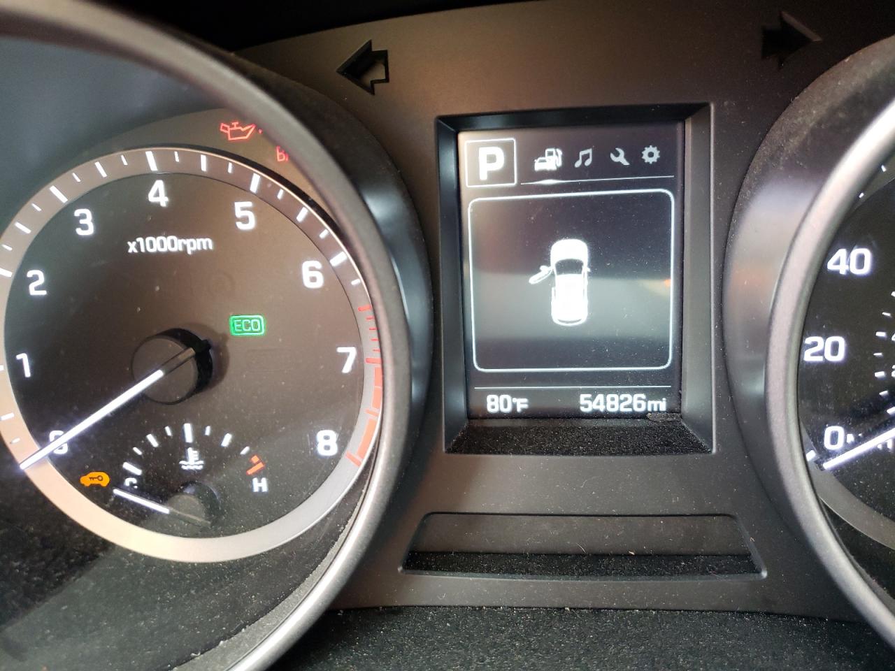 Photo 8 from auction – 2018 HYUNDAI SANTA FE S with VIN 5NMZU3LB5JH061422