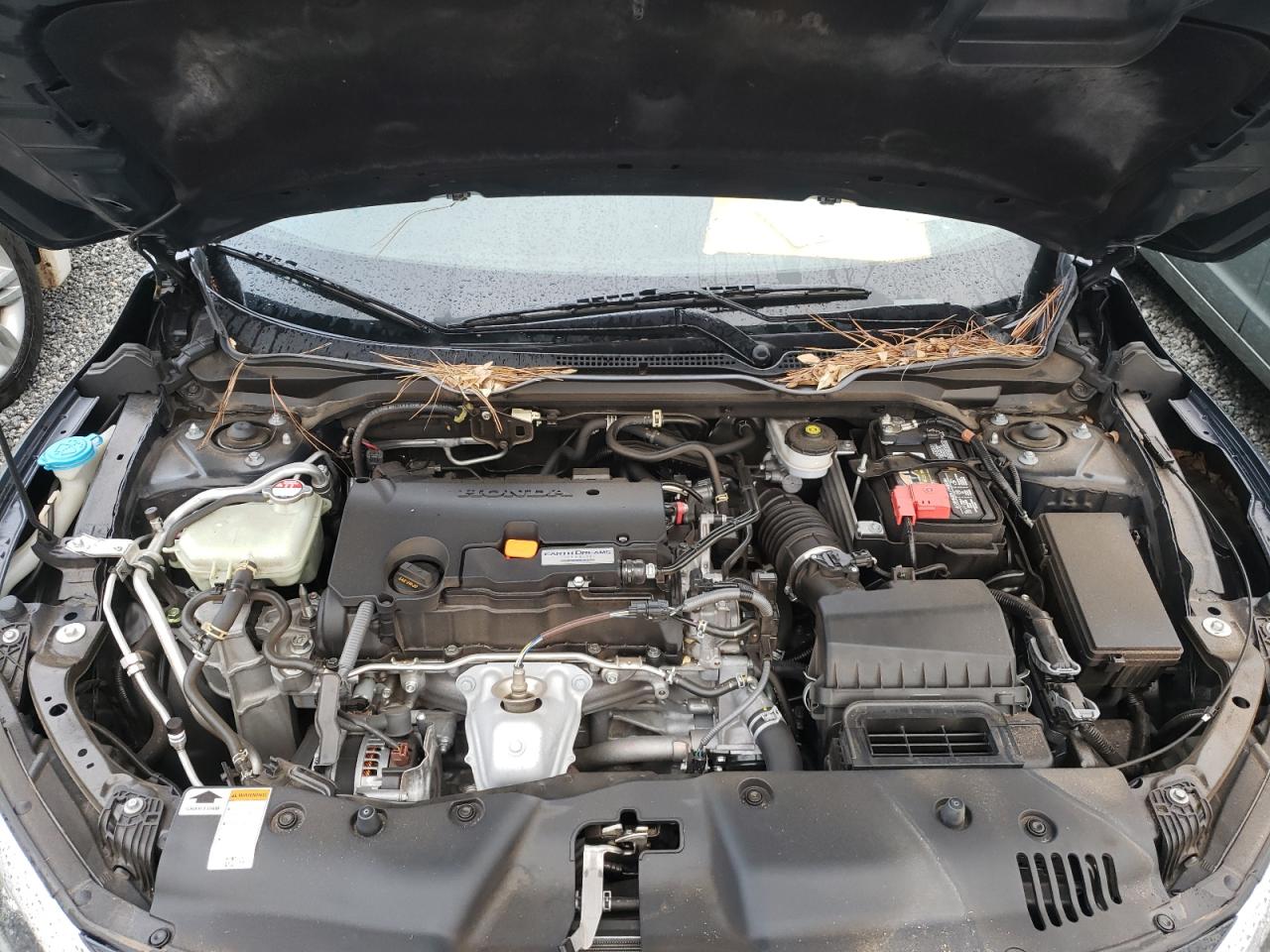 Photo 7 from auction – 2017 HONDA CIVIC EX with VIN 2HGFC2F72HH572116