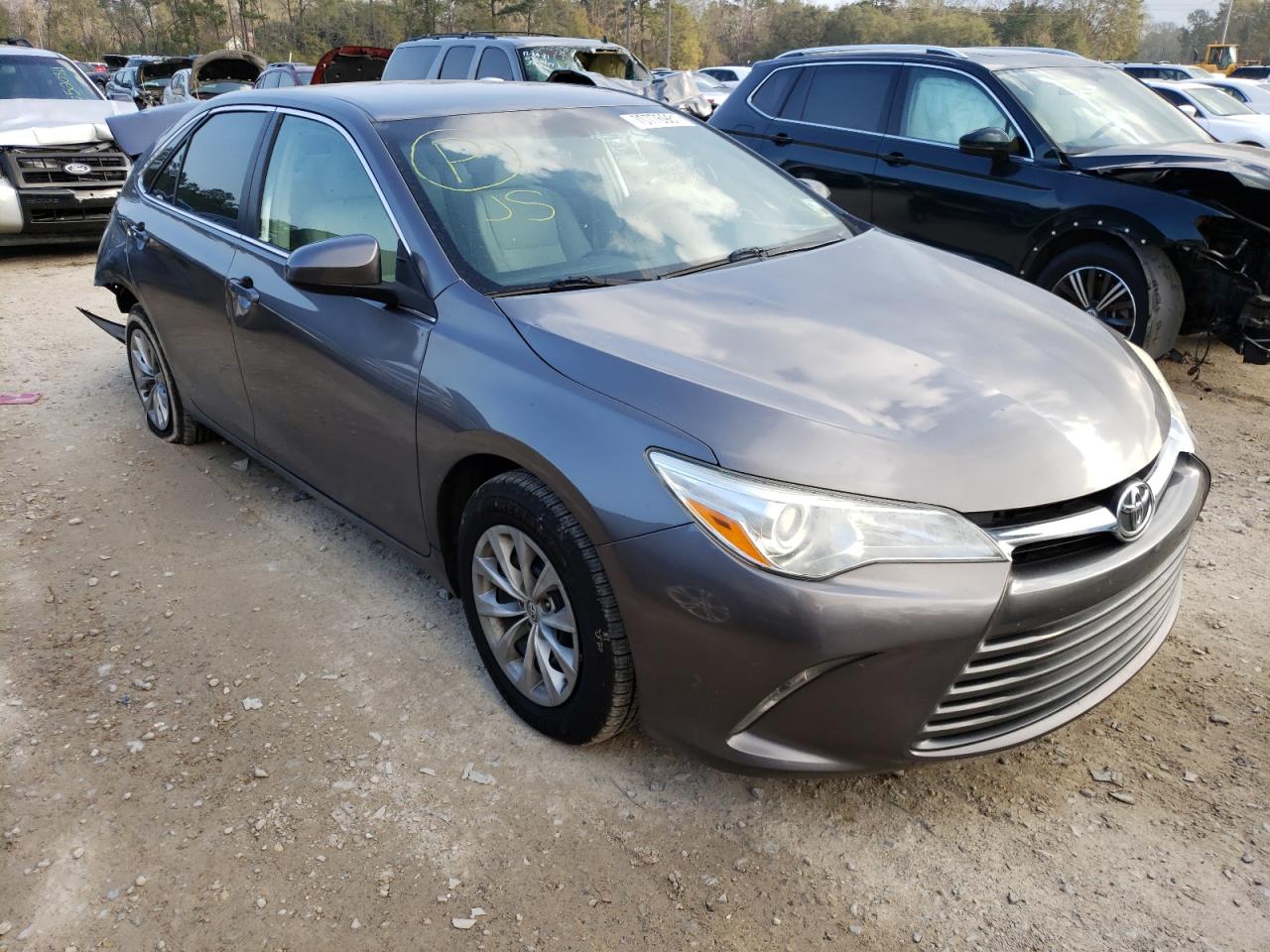 TOYOTA CAMRY LE 2016 with VIN 4T4BF1FK9GR565826 - Photo from auction