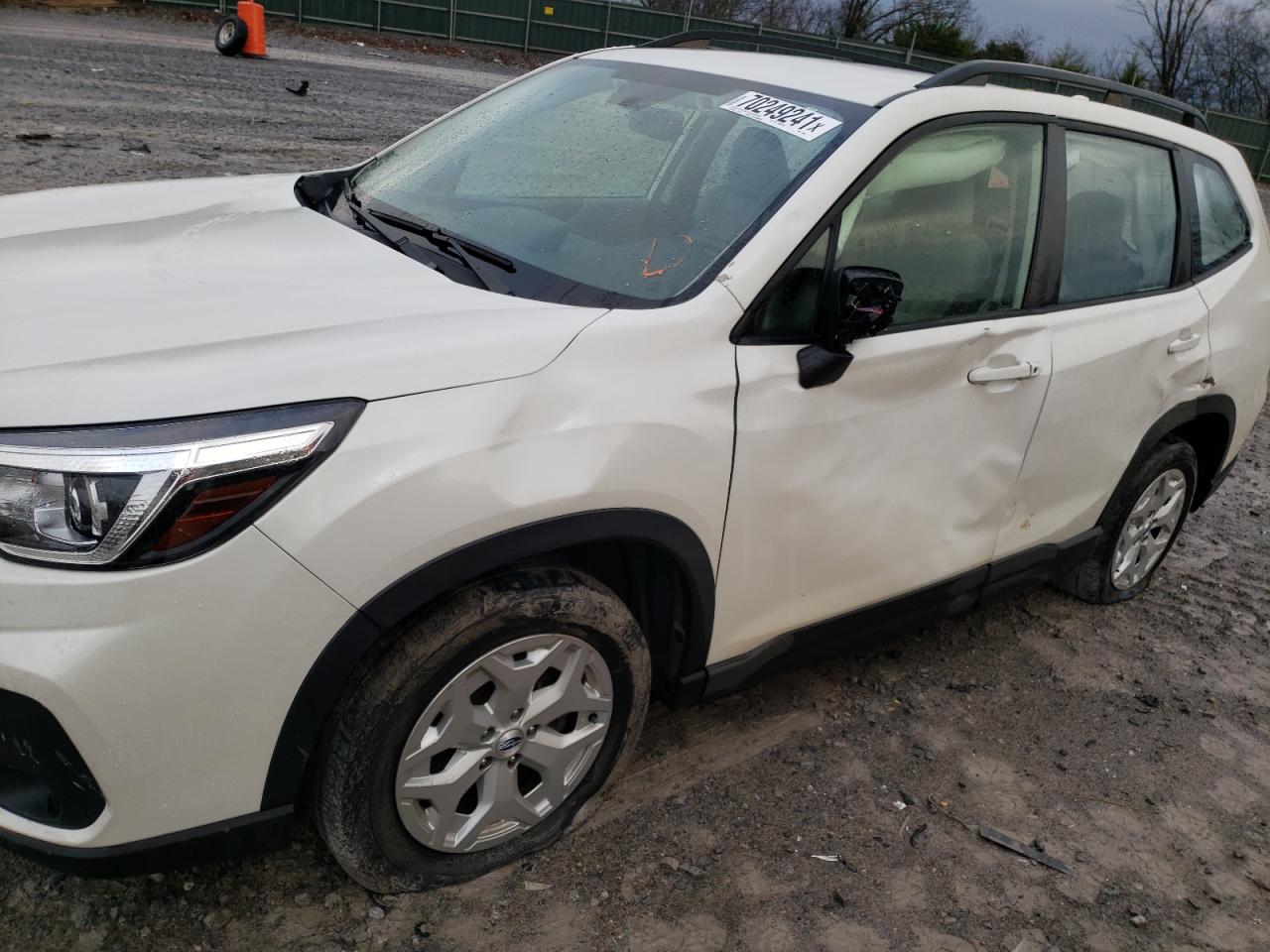 Photo 9 from auction – 2019 SUBARU FORESTER with VIN JF2SKACCXKH453000
