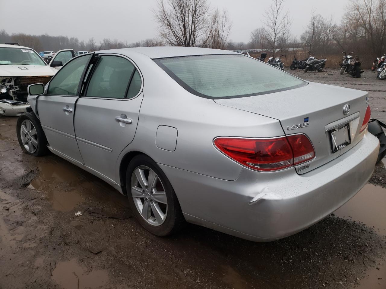 Photo 3 from auction – 2005 LEXUS ES 330 with VIN JTHBA30G355064885