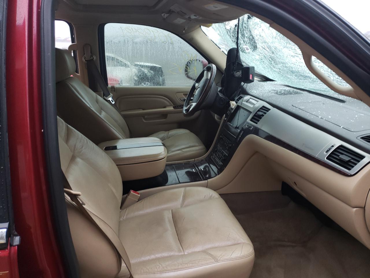 Photo 5 from auction – 2011 CADILLAC ESCALADE P with VIN 1GYS4CEF1BR208683