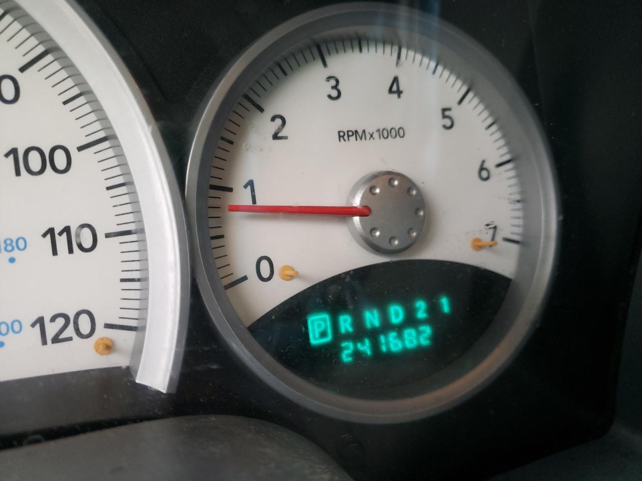 Photo 8 from auction – 2005 DODGE DAKOTA QUA with VIN 1D7HW48N85S298033