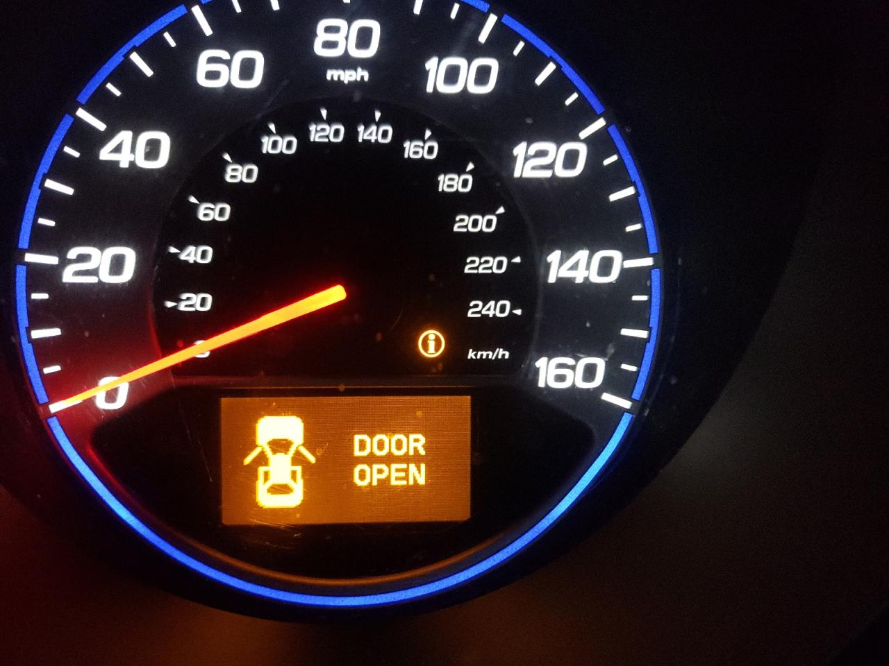 Photo 8 from auction – 2008 ACURA TL with VIN 19UUA66298A040577