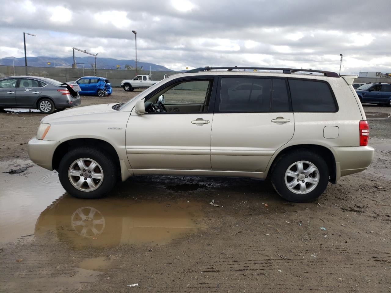 Photo 9 from auction – 2001 TOYOTA HIGHLANDER with VIN JTEHF21AX10006857