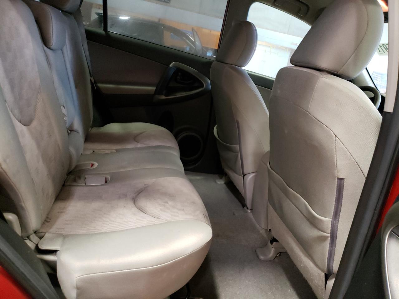 Photo 6 from auction – 2012 TOYOTA RAV4 with VIN 2T3BF4DVXCW202400