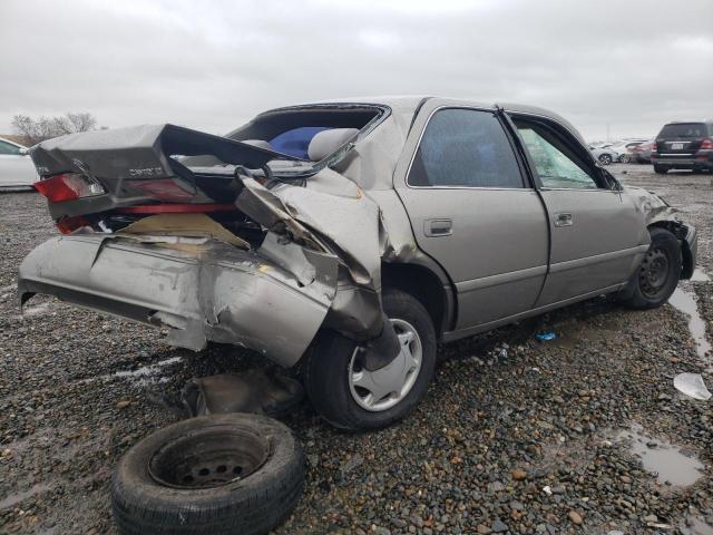 Photo 4 from auction – 2000 TOYOTA CAMRY CE with VIN 4T1BG22K3YU664050