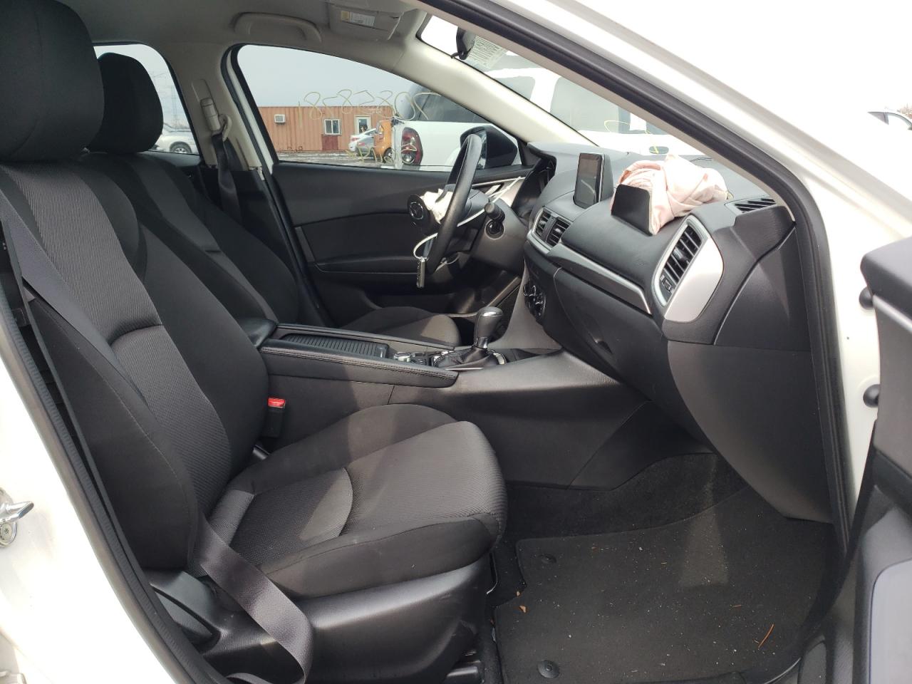 Photo 5 from auction – 2017 MAZDA 3 SPORT with VIN JM1BN1U73H1100722
