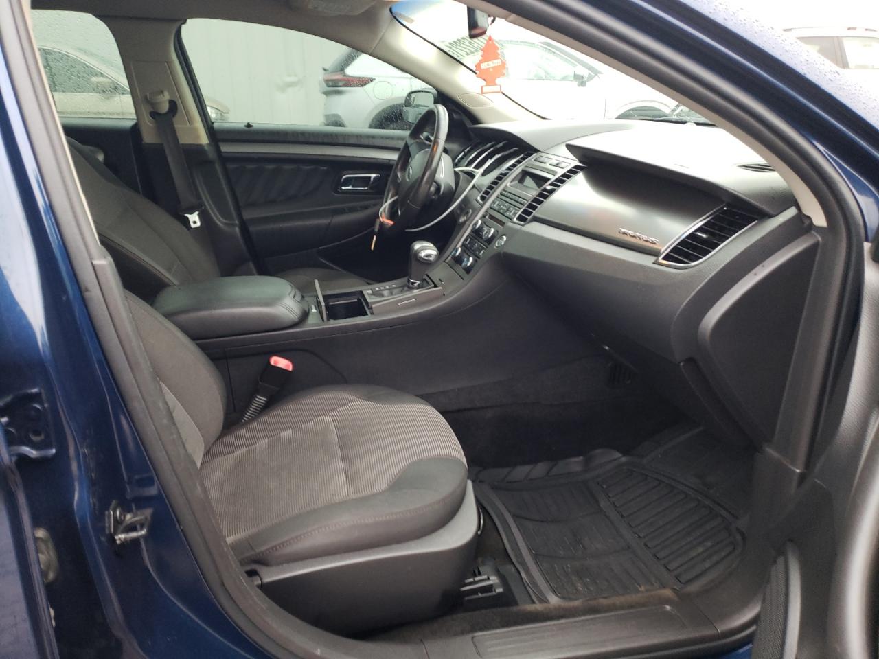 Photo 5 from auction – 2012 FORD TAURUS with VIN 1FAHP2EW4CG115967