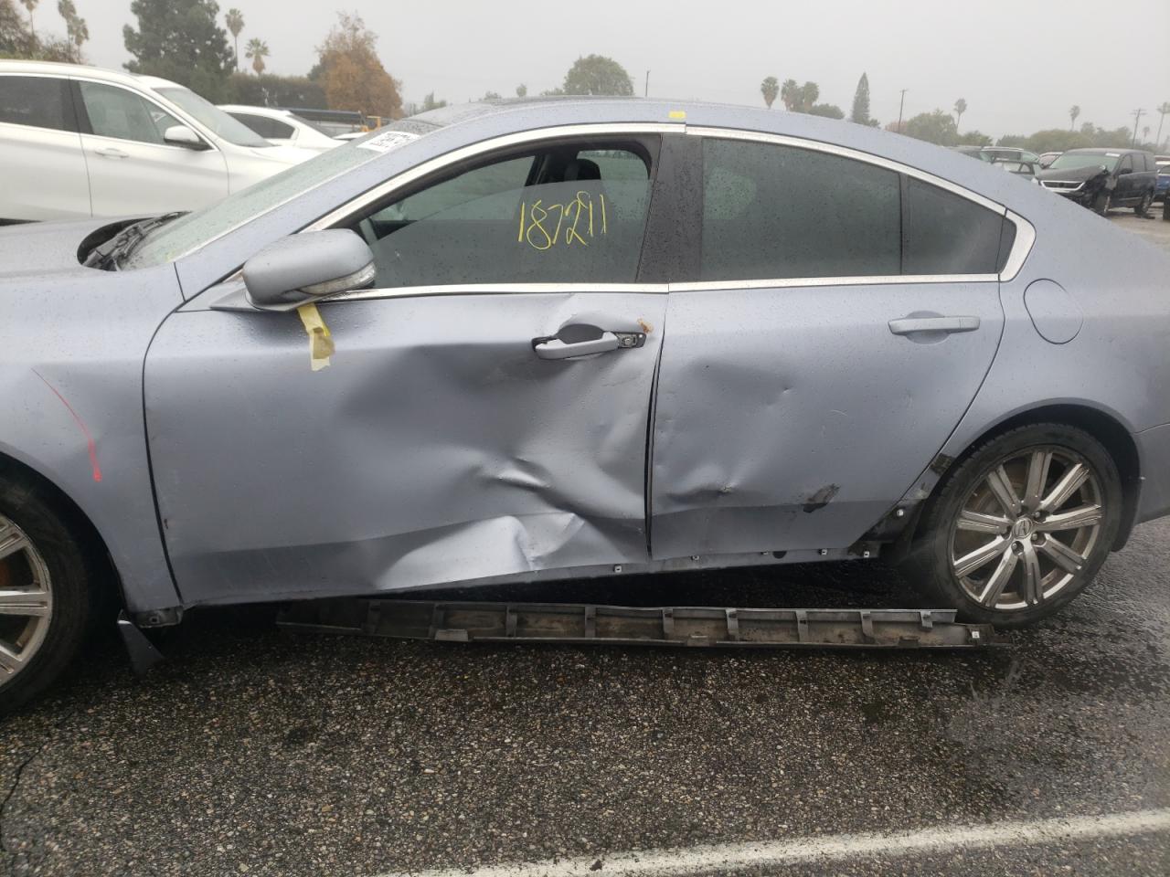 Photo 9 from auction – 2012 ACURA TL with VIN 19UUA9F23CA001560