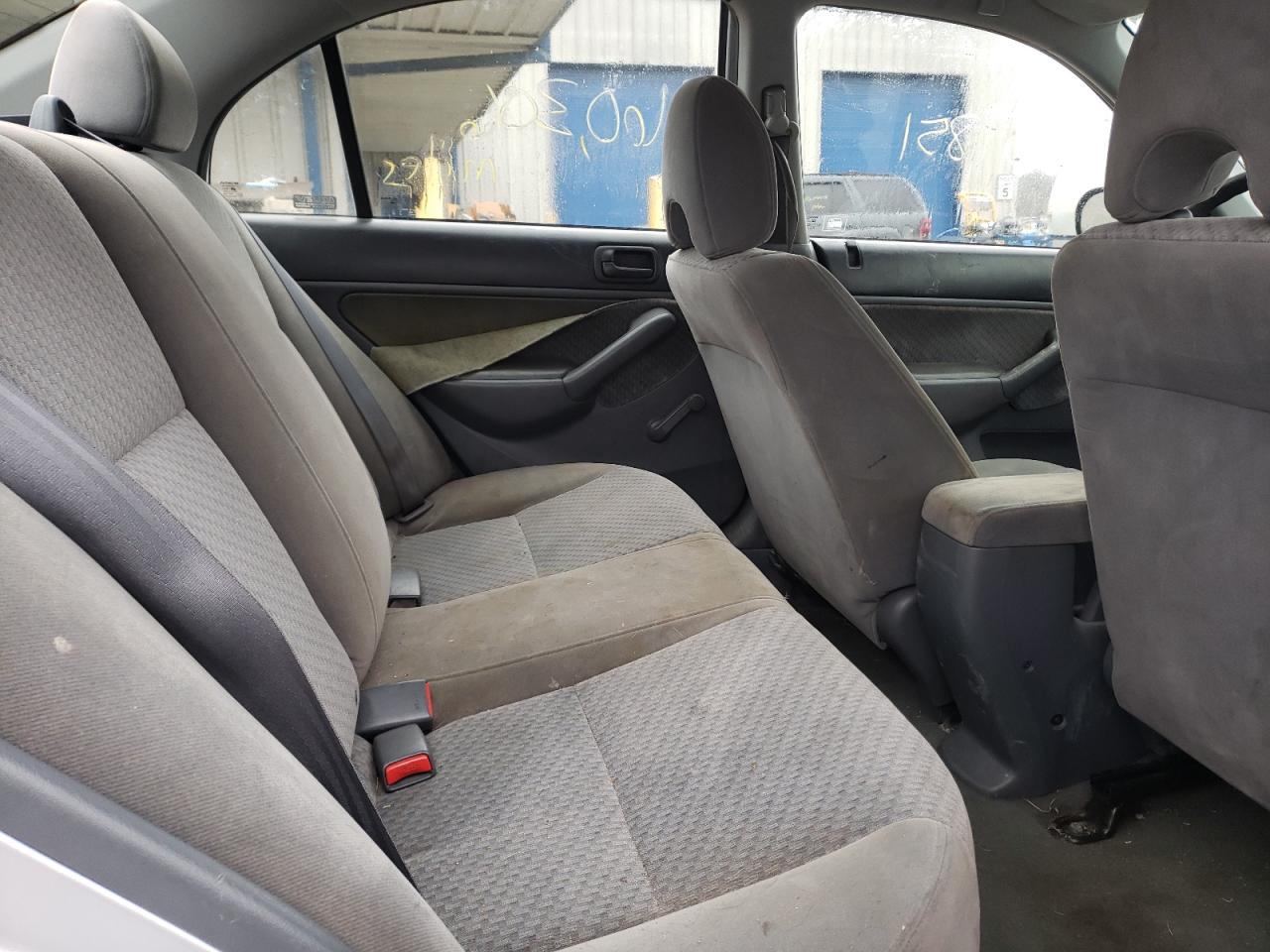 Photo 6 from auction – 2004 HONDA CIVIC with VIN 1HGES16384L017304