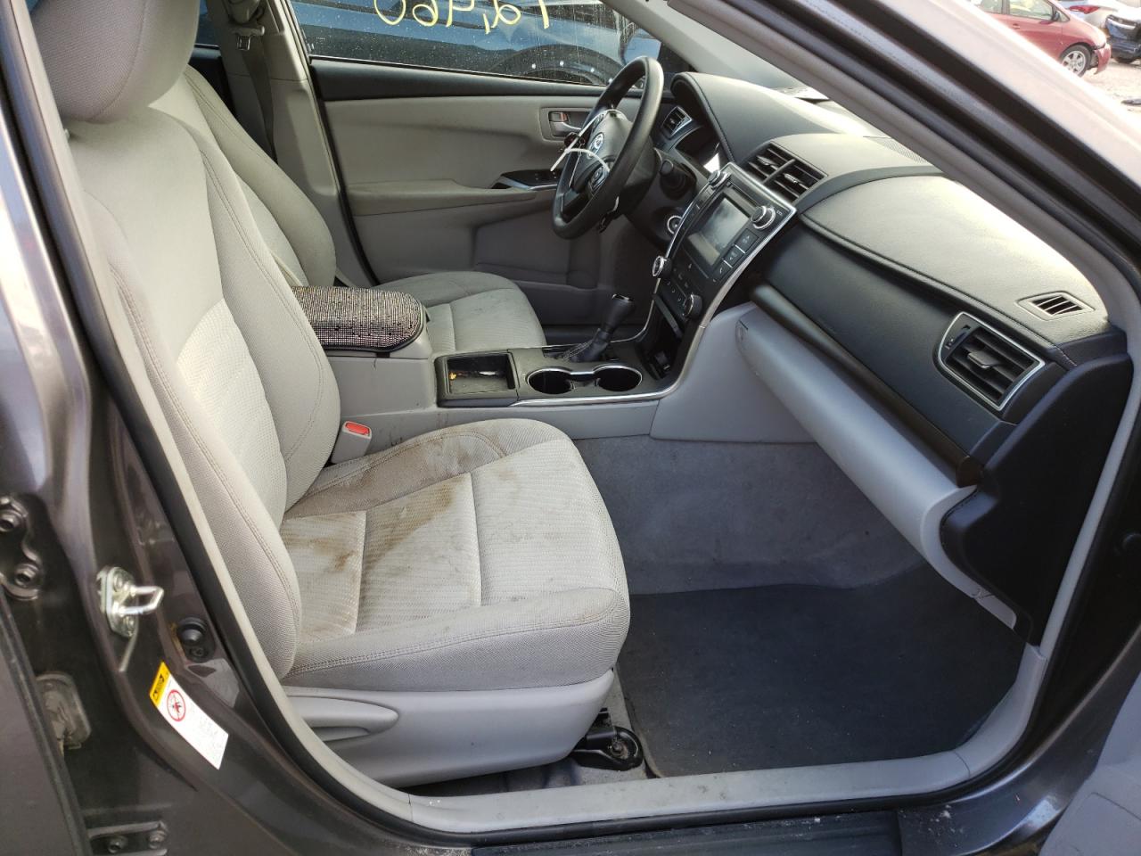Photo 5 from auction – 2016 TOYOTA CAMRY LE with VIN 4T4BF1FK9GR565826