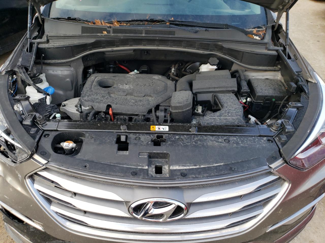Photo 7 from auction – 2018 HYUNDAI SANTA FE S with VIN 5NMZU3LB5JH061422