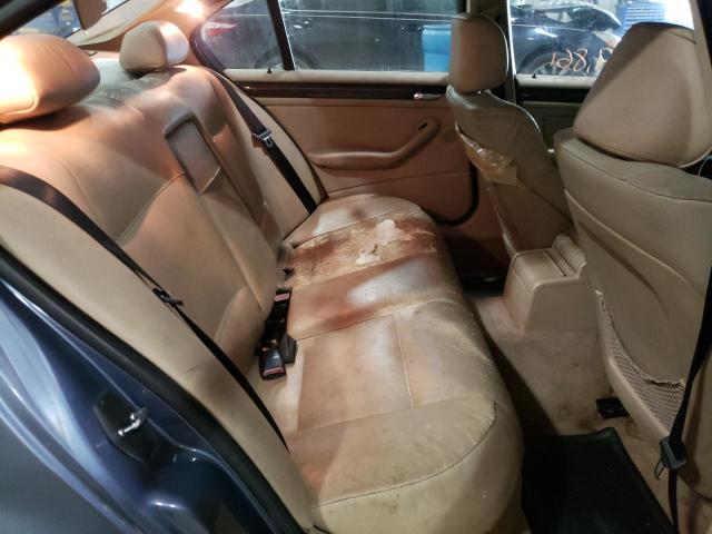 Фото 6 с аукциона – 2000 BMW 323 I с VIN WBAAM3344YKC67781