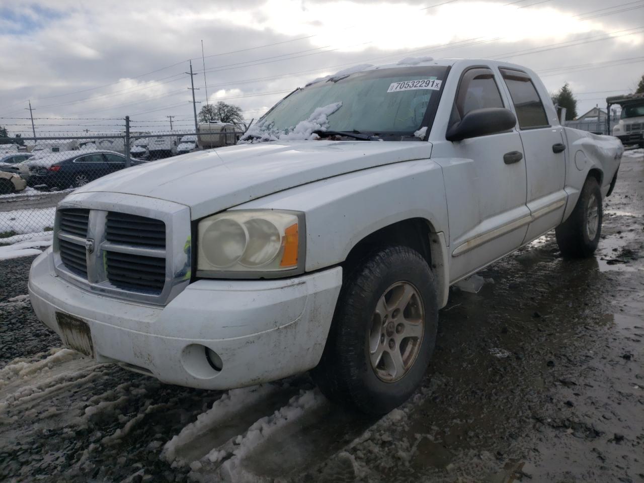 Photo 2 from auction – 2005 DODGE DAKOTA QUA with VIN 1D7HW48N85S298033
