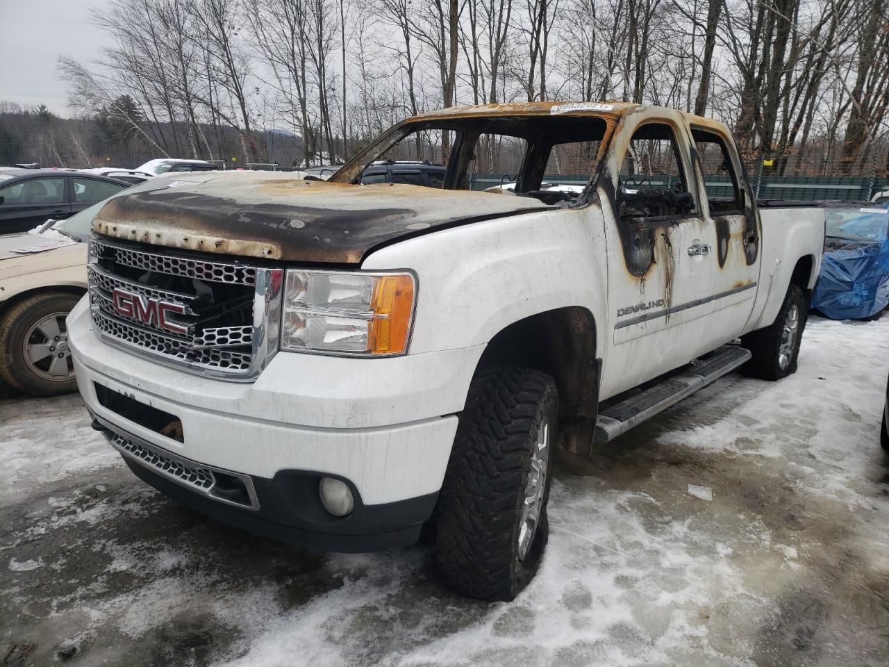 Photo 2 from auction – 2013 GMC SIERRA K25 with VIN 1GT125E8XDF145849