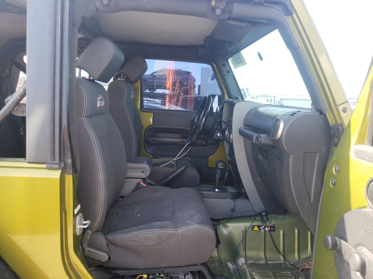 Photo 5 from auction – 2010 JEEP WRANGLER S with VIN 1J4AA2D14AL210305