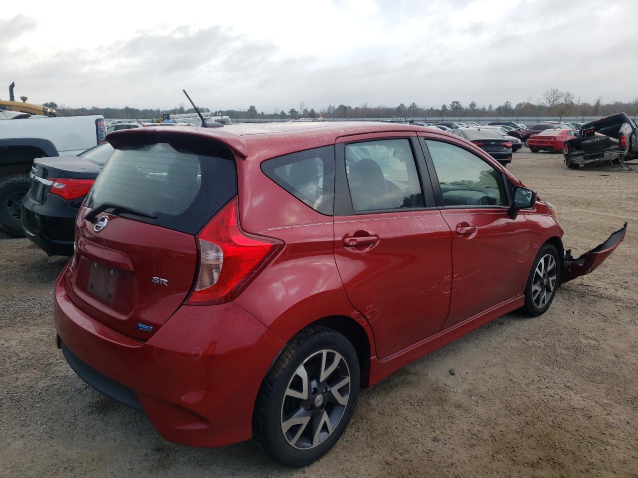 Photo 4 from auction – 2015 NISSAN VERSA NOTE with VIN 3N1CE2CP2FL447415