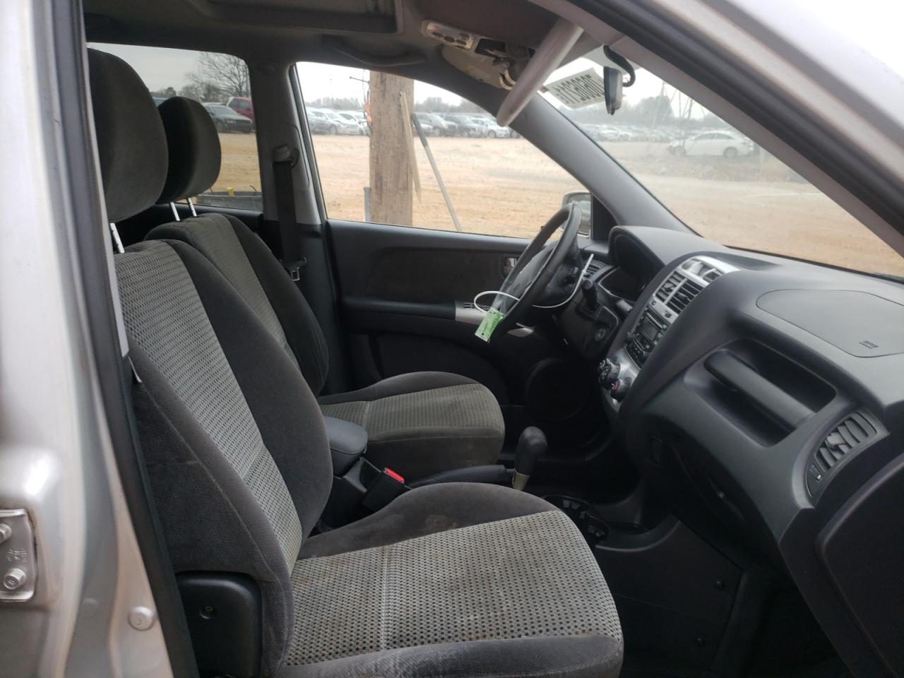 Photo 5 from auction – 2008 KIA SPORTAGE E with VIN KNDJF723887518752