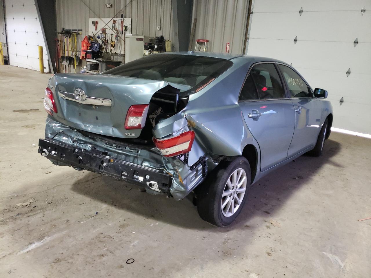 Photo 4 from auction – 2011 TOYOTA CAMRY BASE with VIN 4T1BF3EK1BU750288