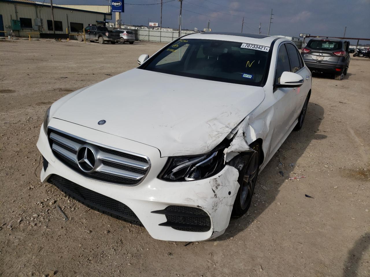 Photo 2 from auction – 2017 MERCEDES-BENZ E 300 with VIN WDDZF4JB8HA101103