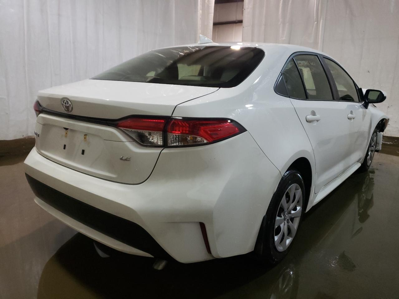 Photo 4 from auction – 2021 TOYOTA COROLLA LE with VIN JTDEPMAE7MJ189636