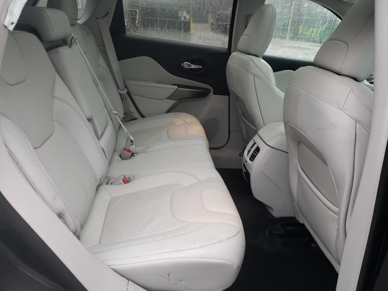 Photo 6 from auction – 2020 JEEP CHEROKEE L with VIN 1C4PJLDB4LD521809