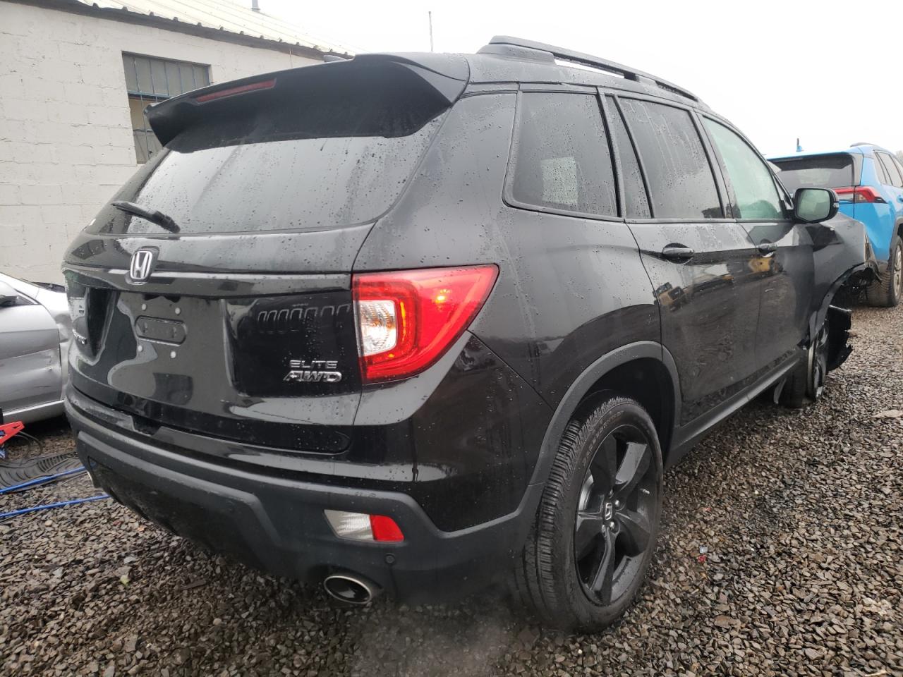 Photo 4 from auction – 2019 HONDA PASSPORT E with VIN 5FNYF8H06KB002490