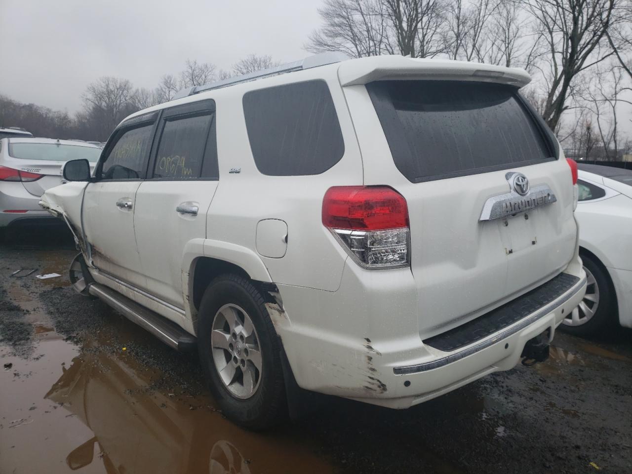 Photo 3 from auction – 2013 TOYOTA 4RUNNER SR with VIN JTEBU5JR3D5133671