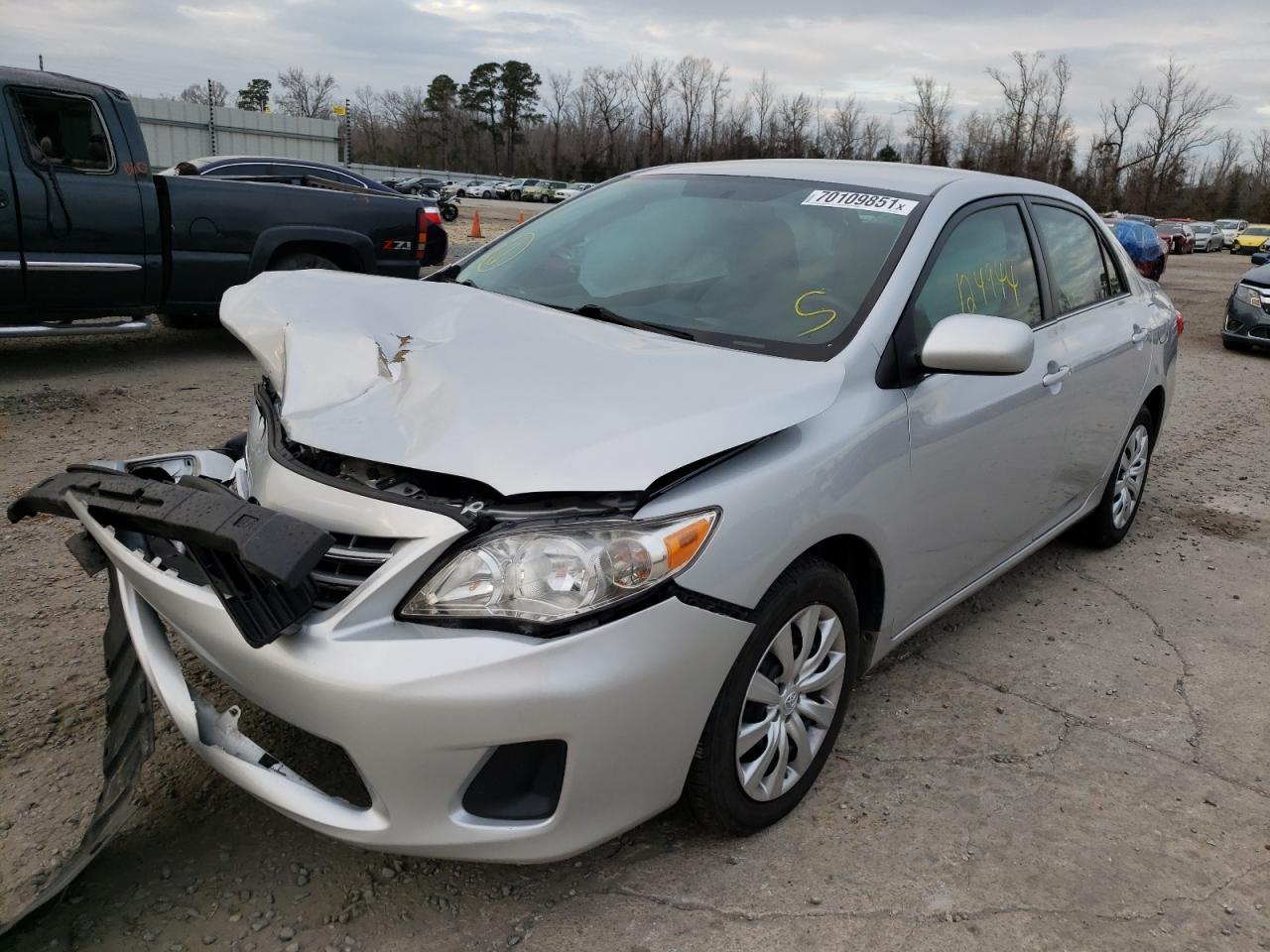 Photo 2 from auction – 2013 TOYOTA COROLLA BA with VIN 5YFBU4EE6DP170531