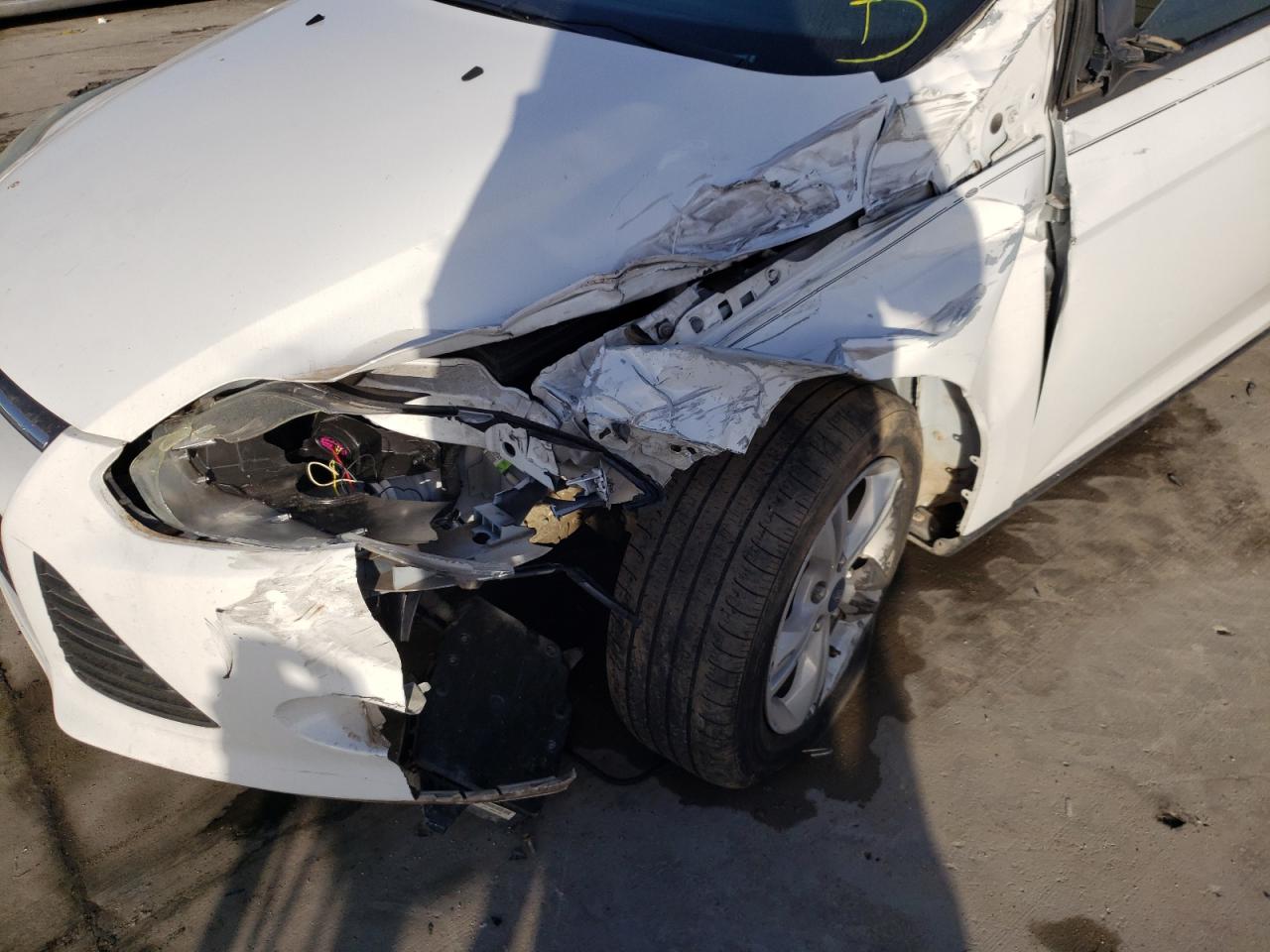 Photo 9 from auction – 2014 FORD FOCUS SE with VIN 1FADP3K29EL233822