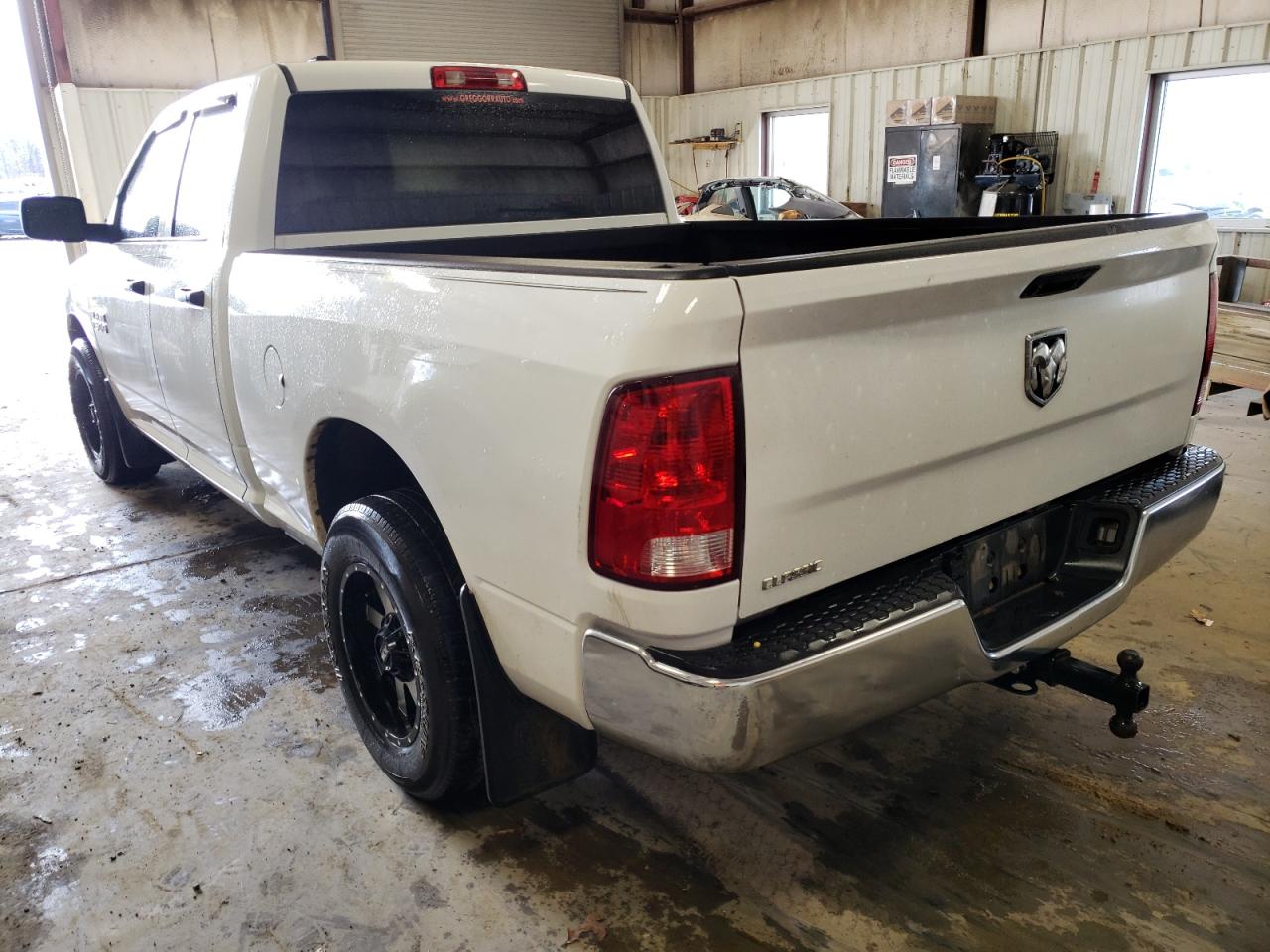Photo 3 from auction – 2018 RAM 1500 ST with VIN 1C6RR6FG3JS171116