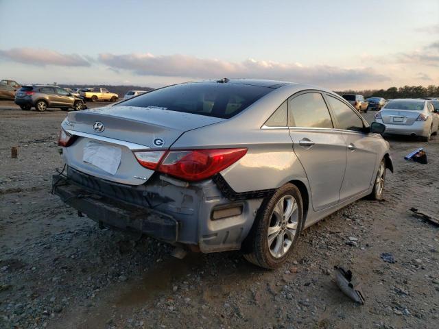 Photo 4 from auction – 2012 HYUNDAI SONATA SE with VIN 5NPEC4AC0CH469190