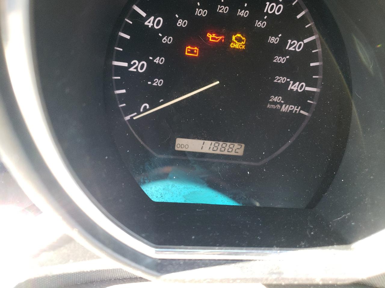 Photo 8 from auction – 2004 LEXUS RX 330 with VIN JTJHA31U940043256