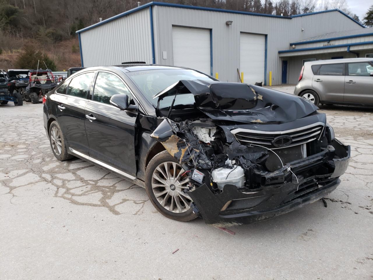 Photo 11 from auction – 2015 HYUNDAI SONATA SPO with VIN 5NPE34AF2FH078007