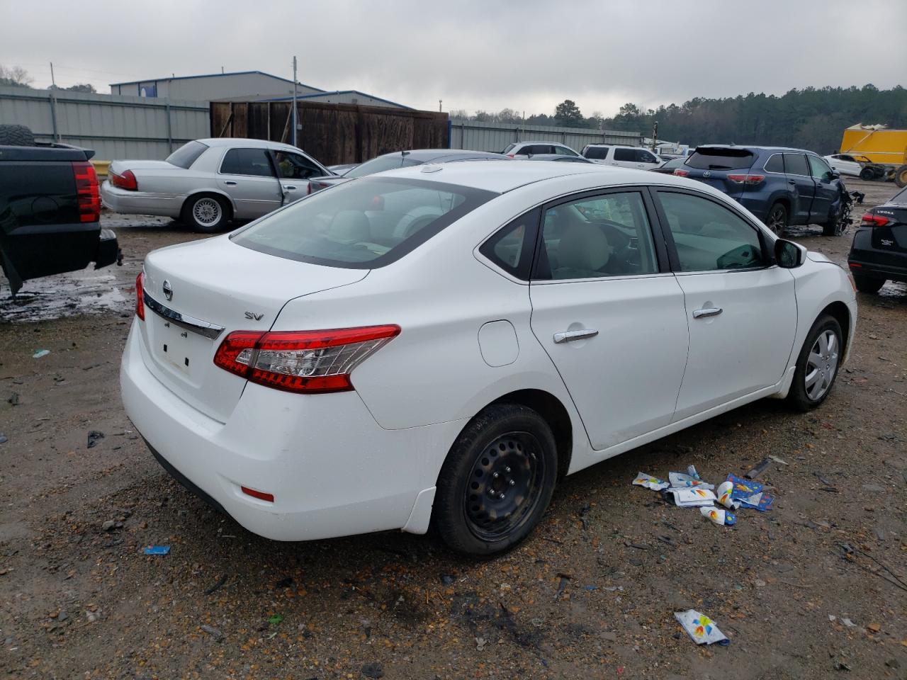 Photo 18 from auction – 2015 NISSAN SENTRA S with VIN 3N1AB7AP0FL645166