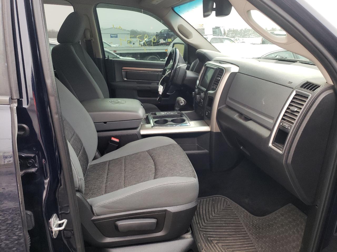 Photo 5 from auction – 2013 RAM 1500 SLT with VIN 1C6RR7LT0DS552661