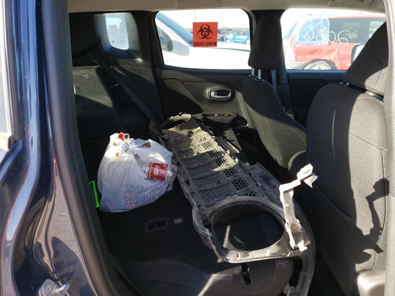 Photo 6 from auction – 2020 JEEP RENEGADE L with VIN ZACNJBBB6LPL90451