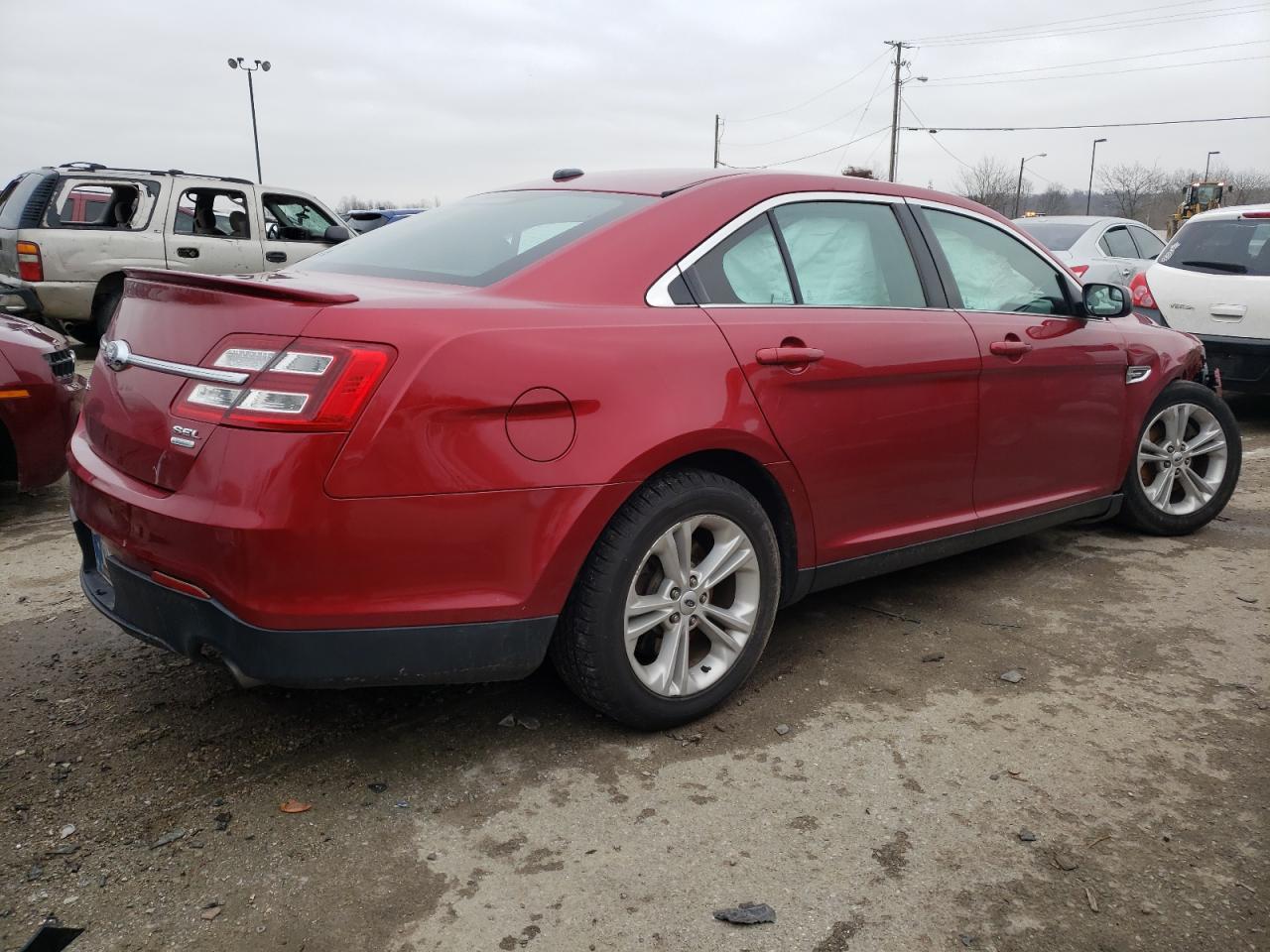 Photo 4 from auction – 2015 FORD TAURUS SEL with VIN 1FAHP2E99FG182739