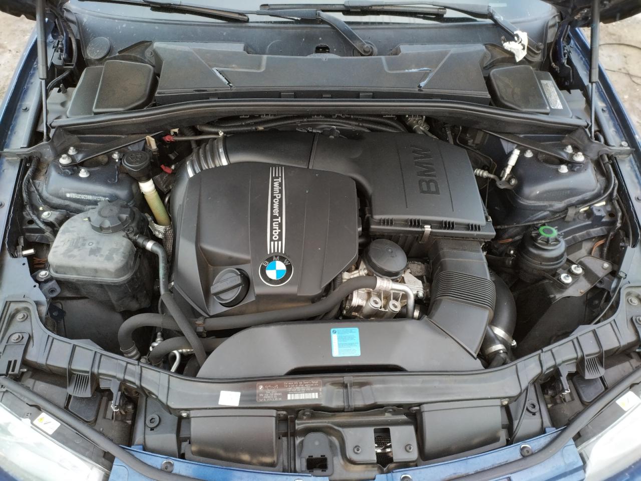 Photo 7 from auction – 2011 BMW 135 I with VIN WBAUC9C58BVM10391
