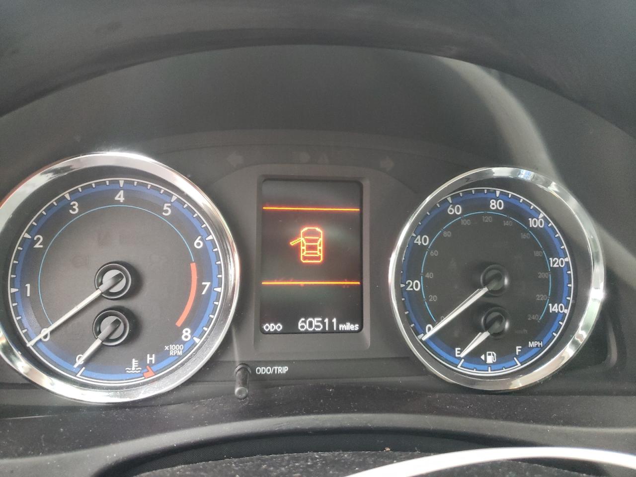 صورة رقم 8 من المزاد - 2017 TOYOTA COROLLA L مع VIN 5YFBURHEXHP663093