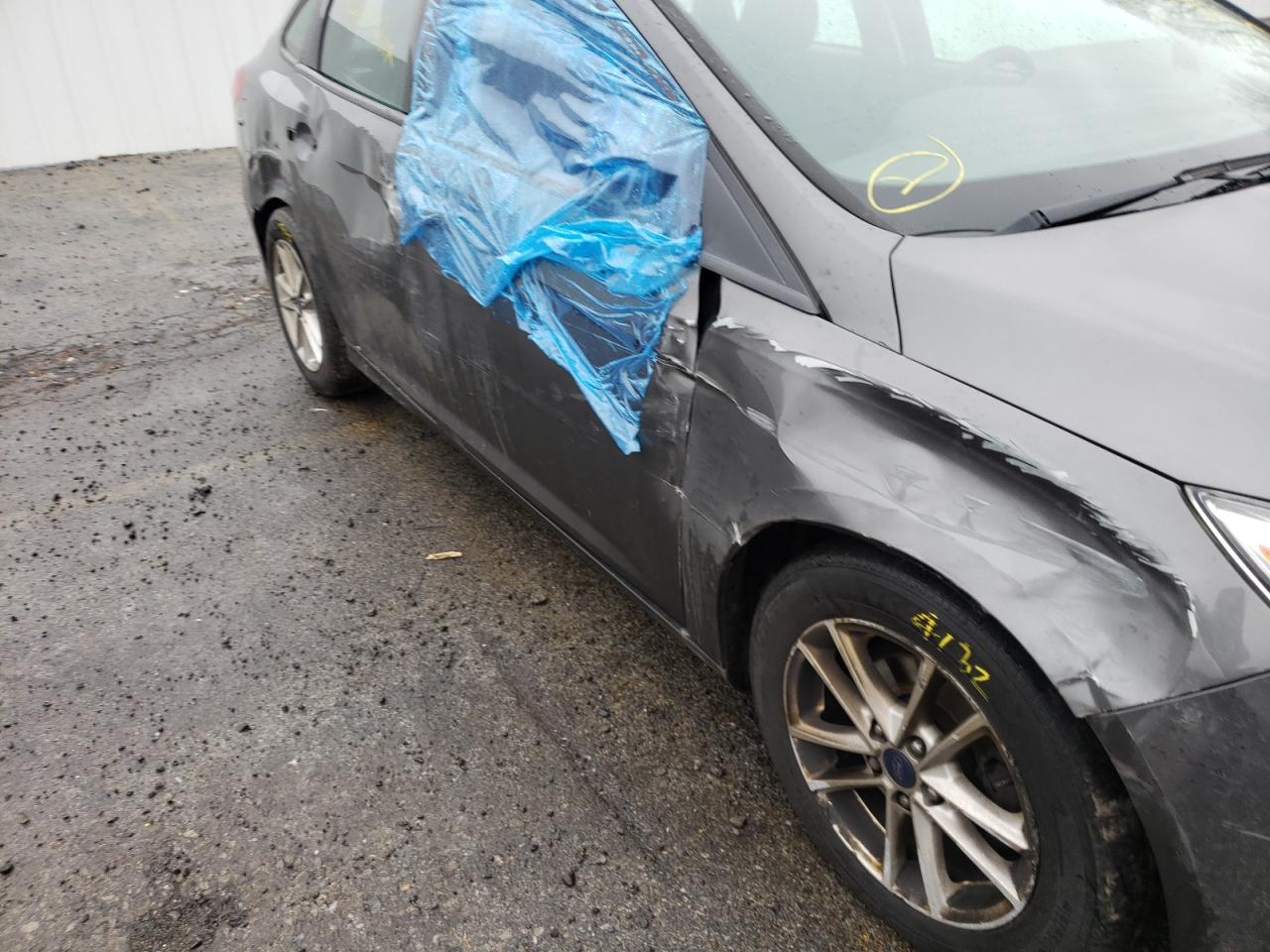 Photo 9 from auction – 2016 FORD FOCUS SE with VIN 1FADP3F22GL364099
