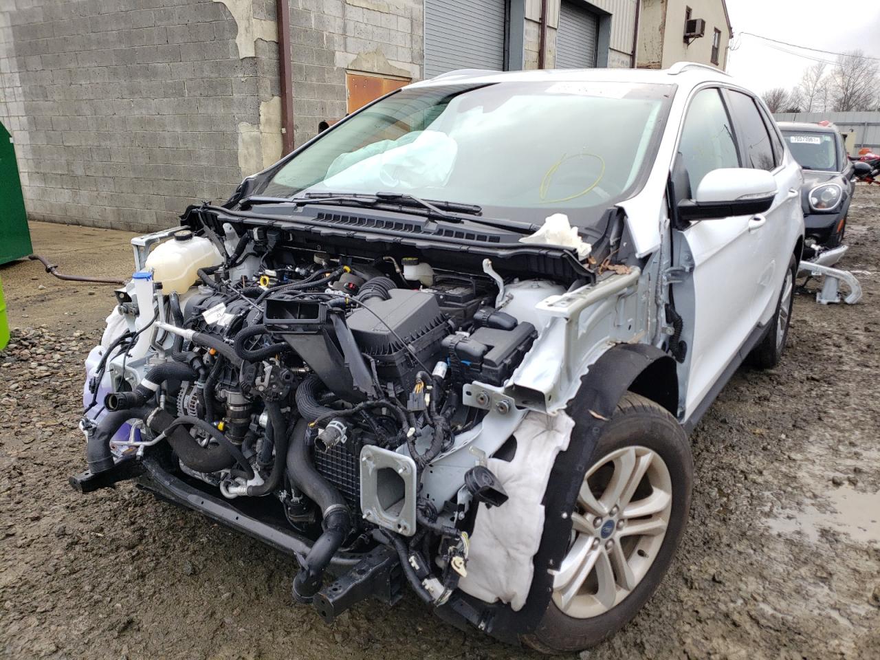 Photo 2 from auction – 2019 FORD EDGE SEL with VIN 2FMPK3J92KBB94535