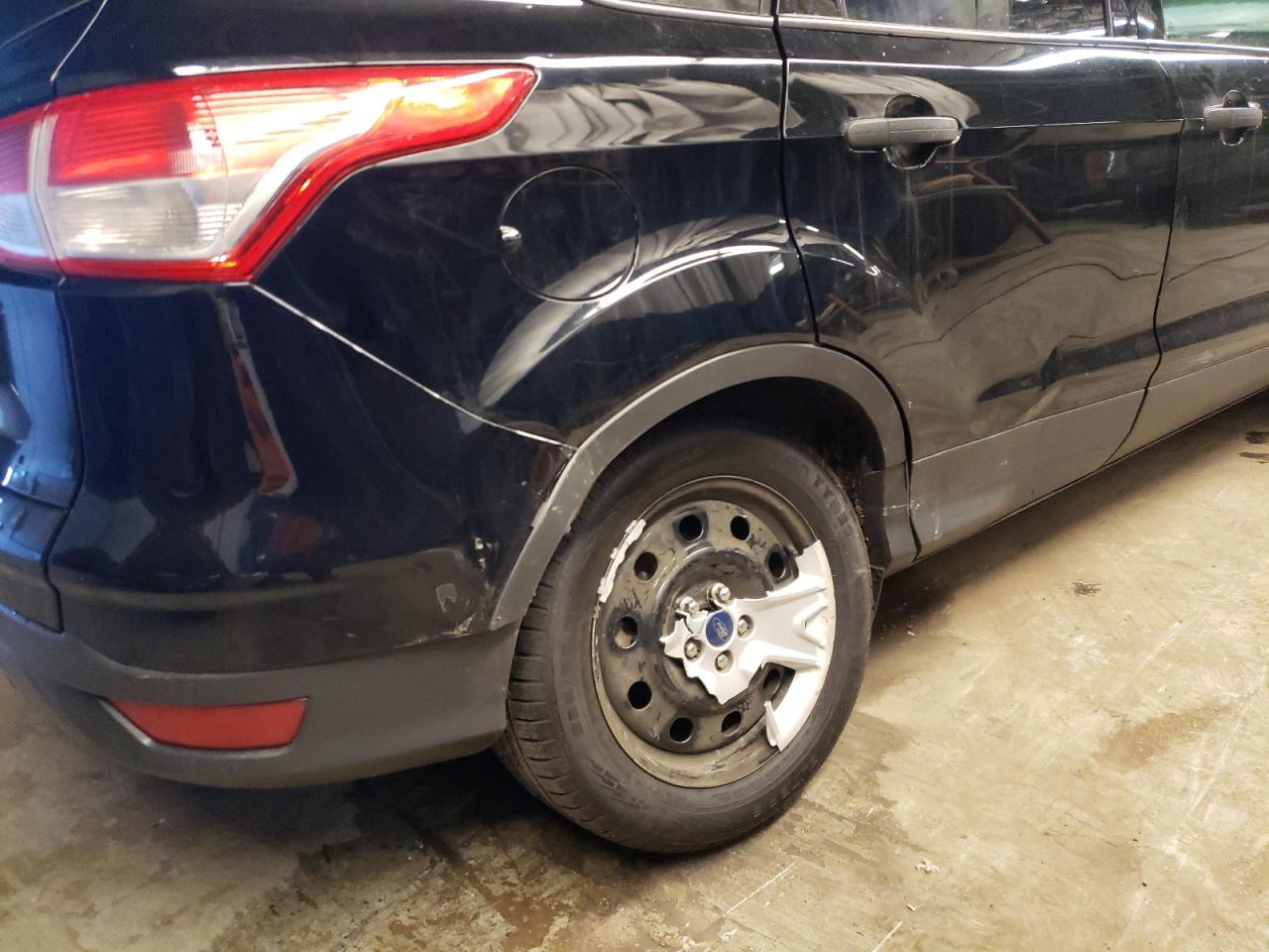 Photo 9 from auction – 2016 FORD ESCAPE S with VIN 1FMCU0F71GUC06853