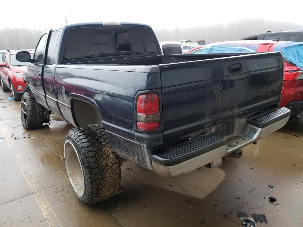 Photo 3 from auction – 2001 DODGE RAM 2500 with VIN 1B7KF23601J532282