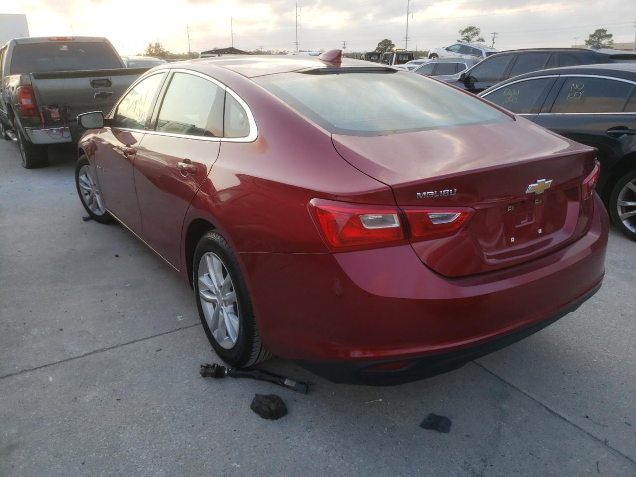 Photo 3 from auction – 2018 CHEVROLET MALIBU LT with VIN 1G1ZD5ST3JF270976